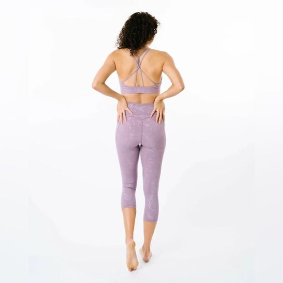 Zyia Light Lilac Floral Pocket Hi-Rise Capri size 4 - Picture 5 of 15